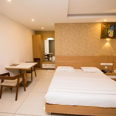 Hotel Kapilavasthu Палаккад Экстерьер фото